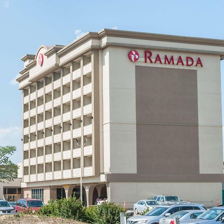 Hotel Ramada By Wyndham Edmonton South Zewnętrze zdjęcie