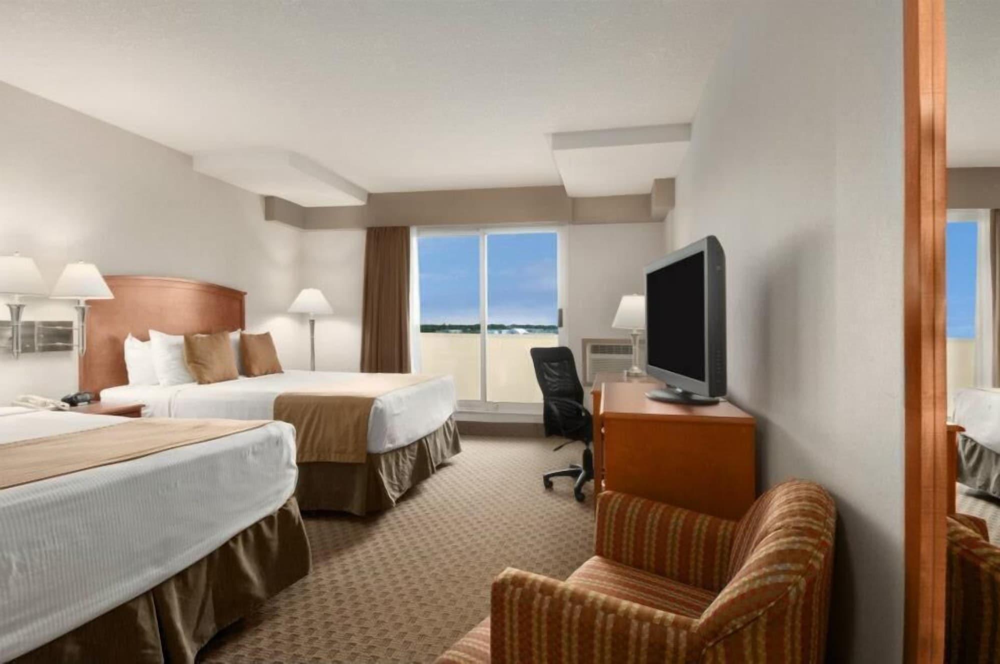 Hotel Ramada By Wyndham Edmonton South Zewnętrze zdjęcie