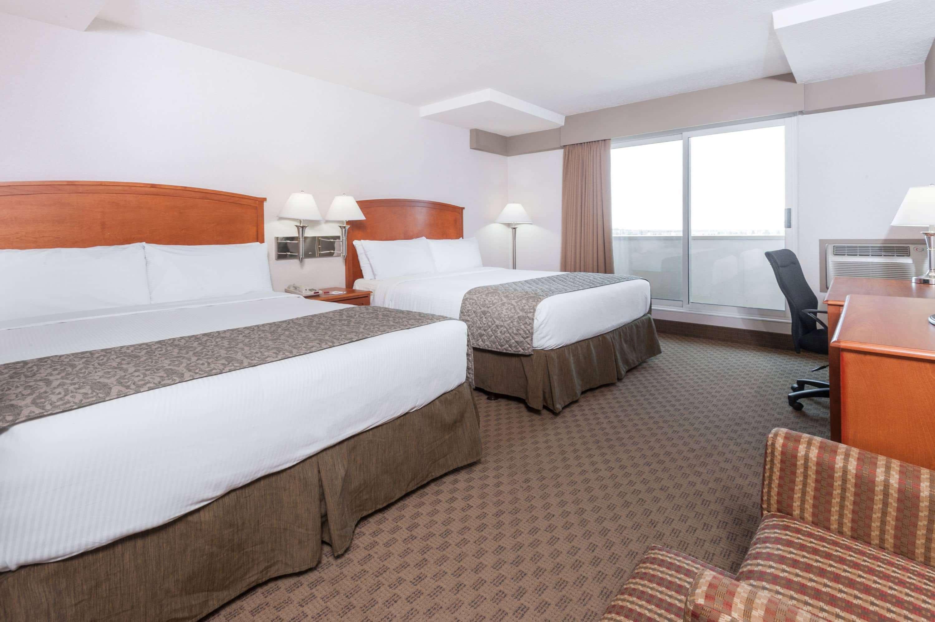 Hotel Ramada By Wyndham Edmonton South Zewnętrze zdjęcie