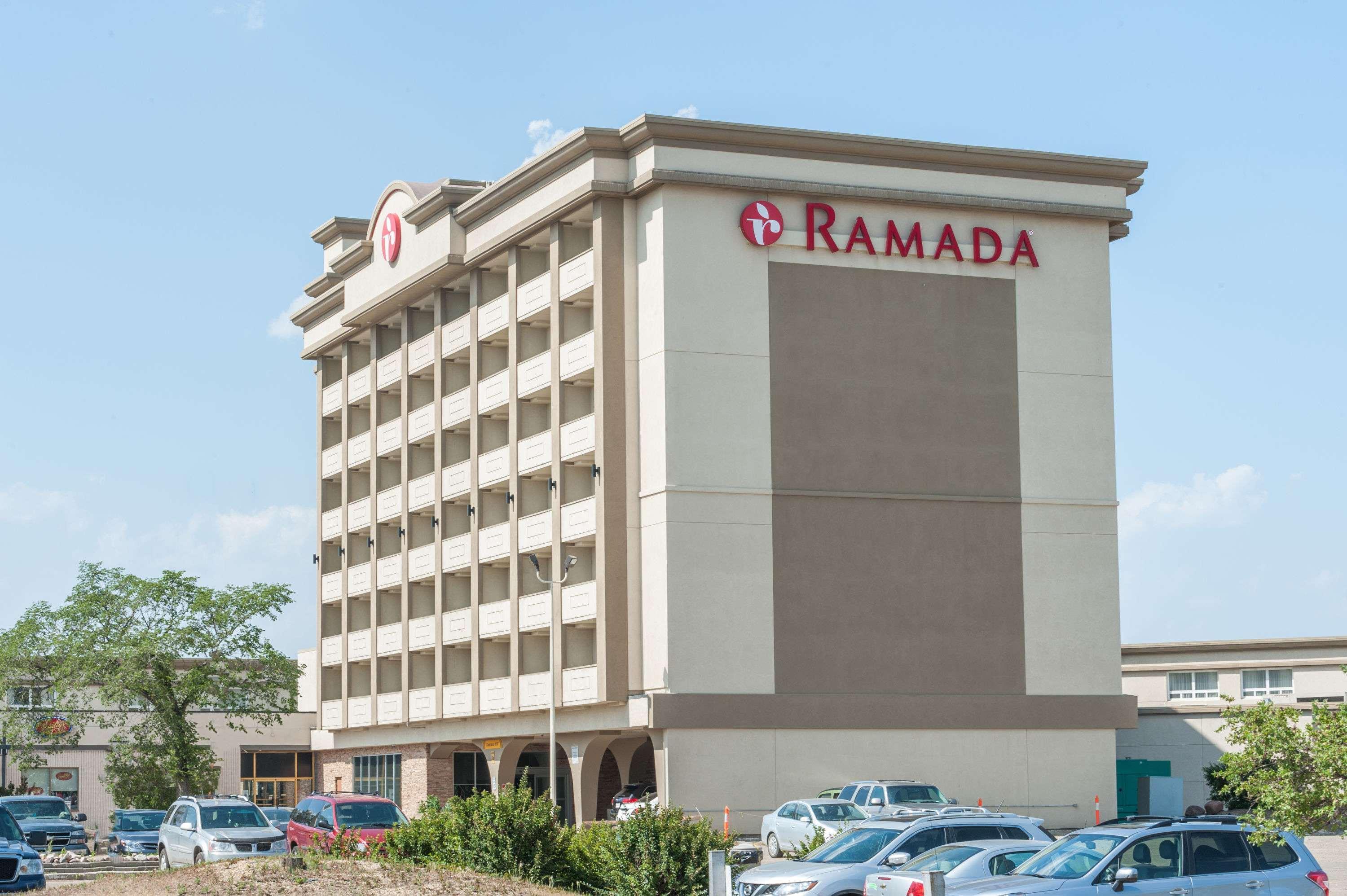 Hotel Ramada By Wyndham Edmonton South Zewnętrze zdjęcie